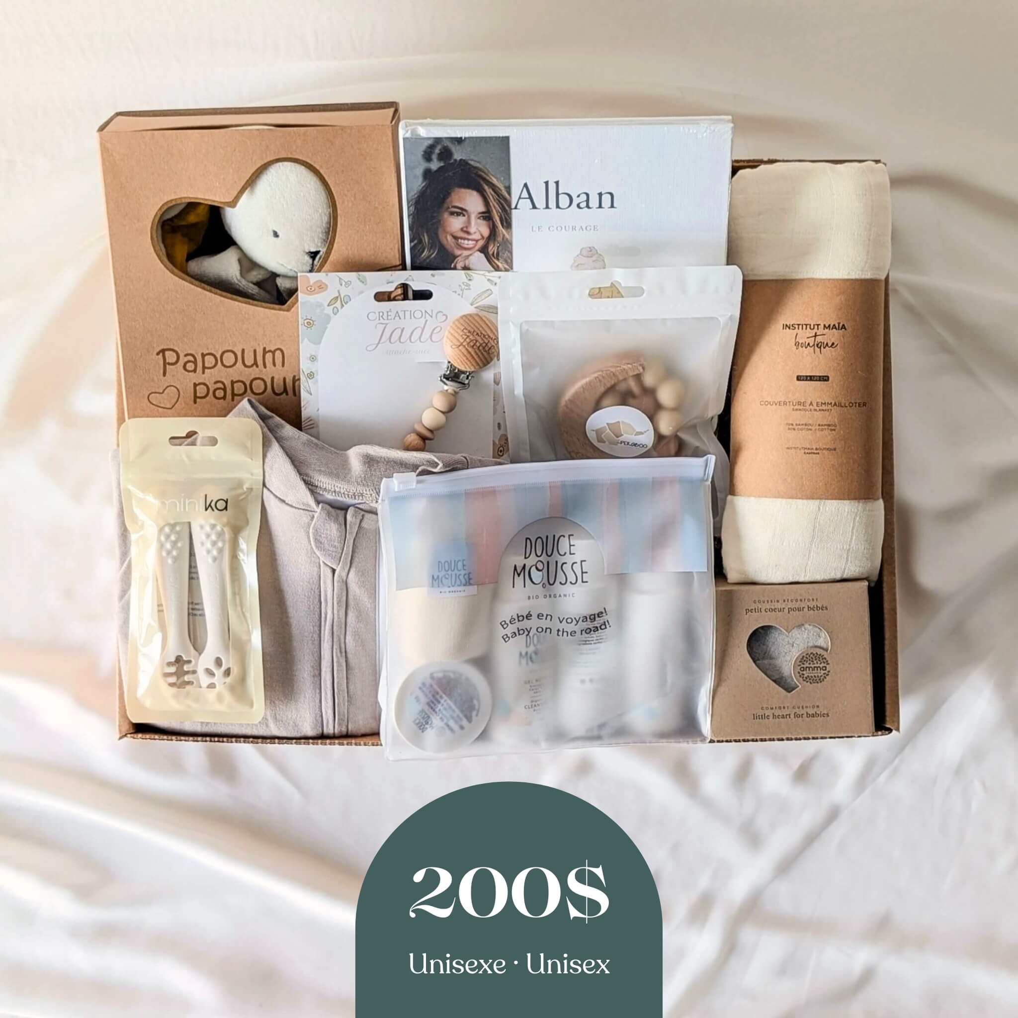 Coffret cadeau naissance unisexe 200$ avec doudou, soins Douce Mousse et accessoires bébé québécois