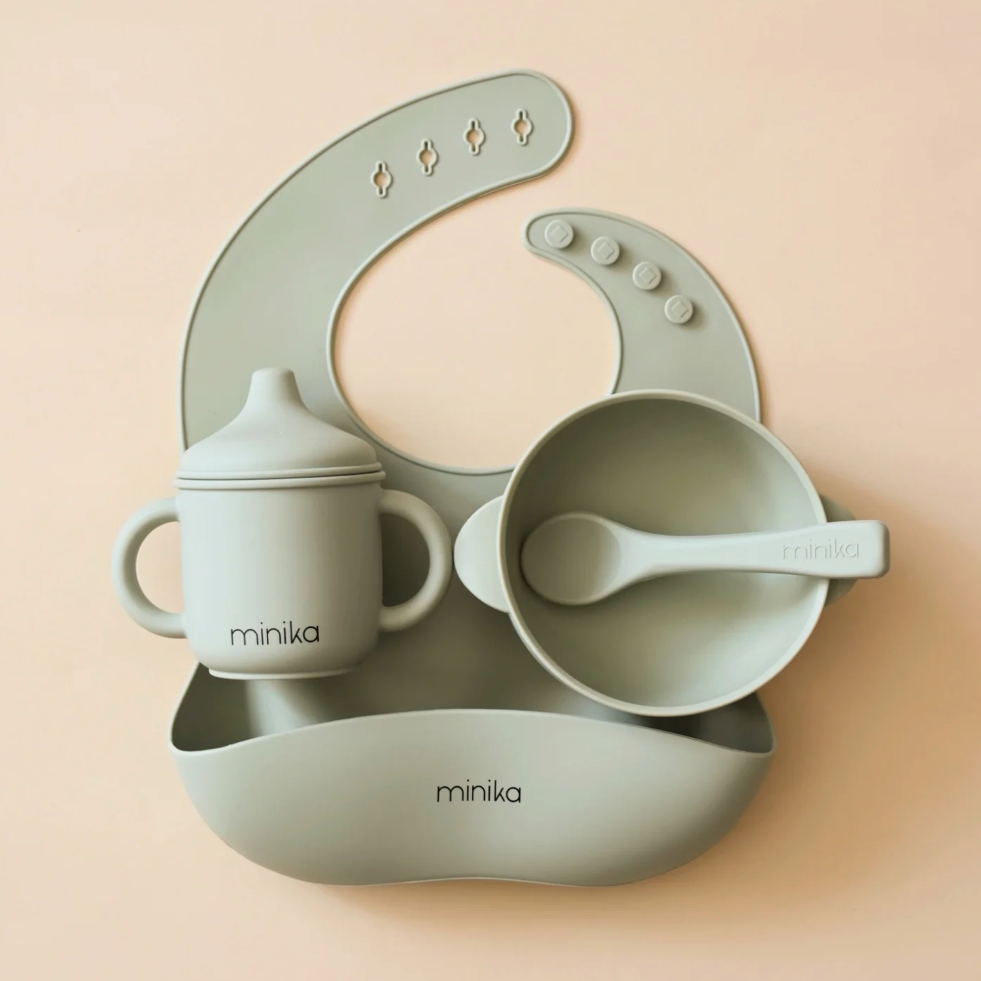 ensembledebutantminka_ceb74961-67a4-4674-a575-3e5ad41aa196.png
