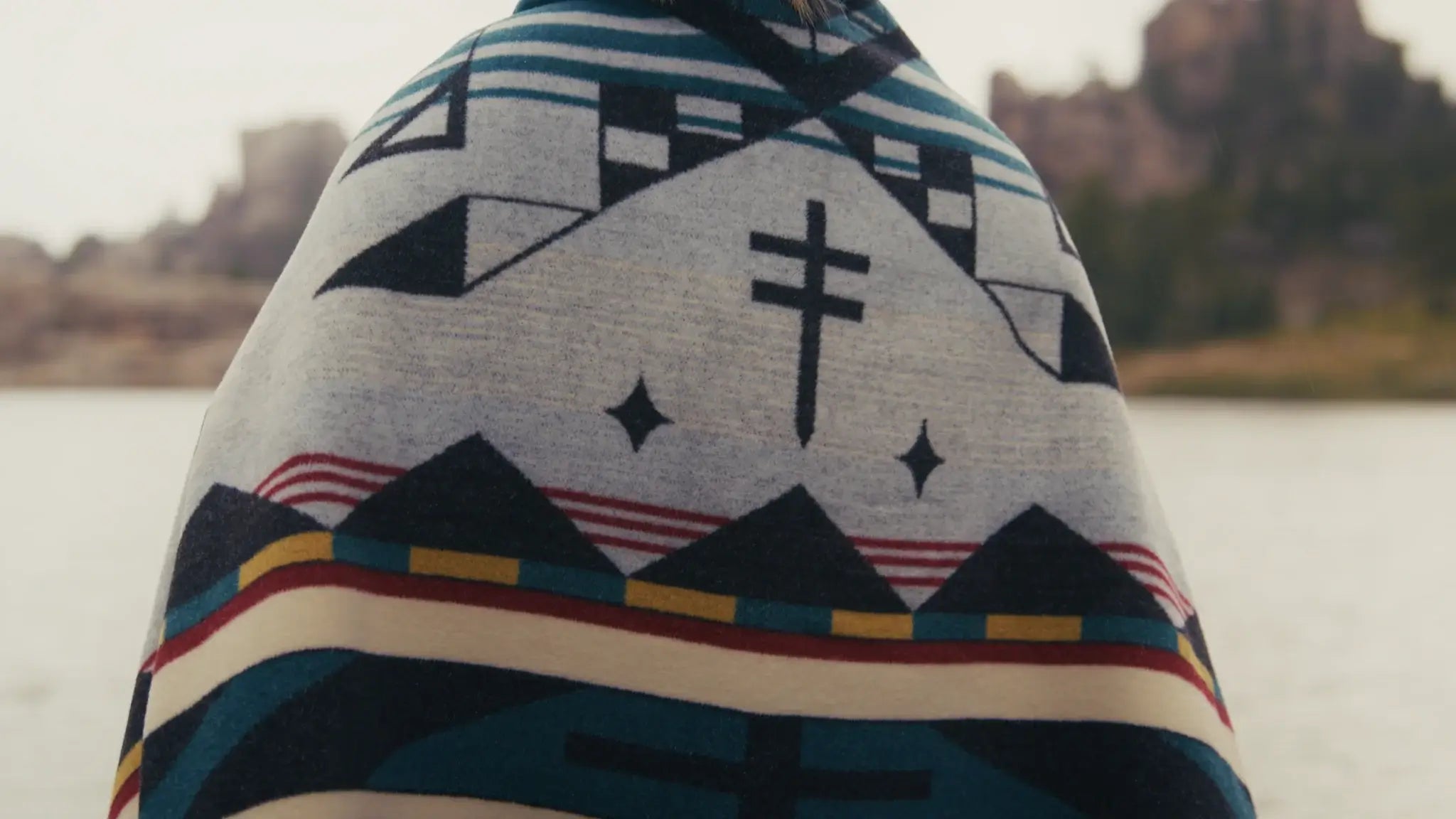 Couverture écoresponsable Homelands de MINI TIPI